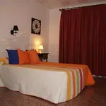 Comercio Πανσιόν Denia