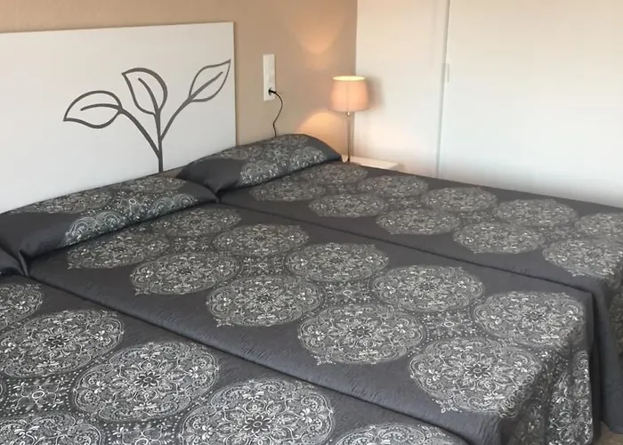 Comercio Πανσιόν *