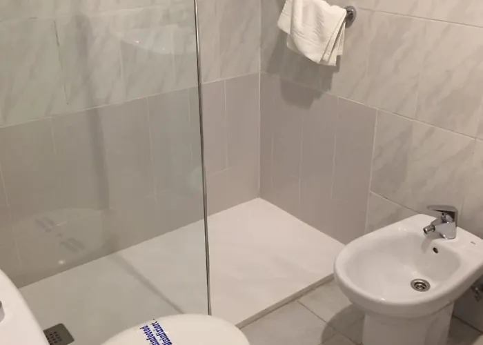 招待所 商务旅舍 *